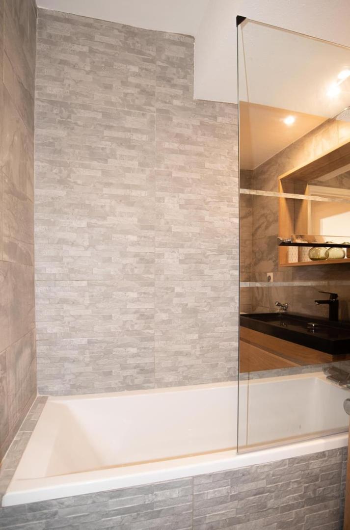 Apartmán Moderne Et Cosy Au Coeur De Saint-Jean Ail Lyon Exteriér fotografie